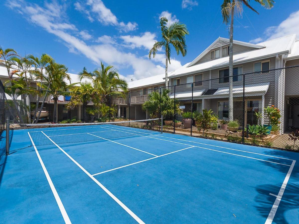 Pelican Beach Resort Noosaville Exterior photo