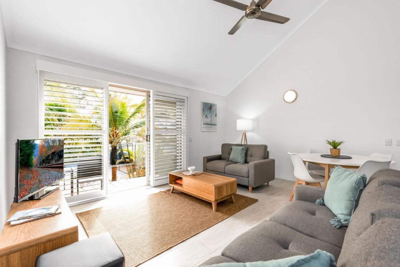 Pelican Beach Resort Noosaville Exterior photo